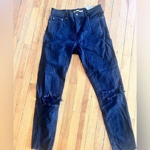 Levi’s Black Wedgies (size 28)